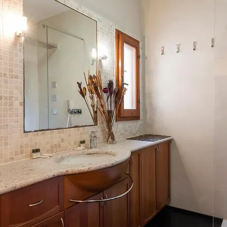 Apartment Toscanella 3 Bedrooms By Mmega Florence